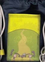پسری که دور دنیا را رکاب زد (کوله پارچه ای )