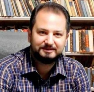 آرش شهرام فر