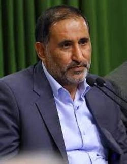 علیرضا قزوه