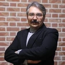حسام آبنوس