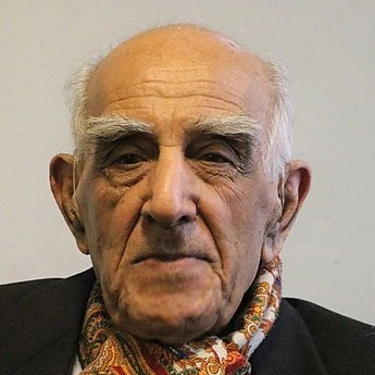 احمد اقتداری